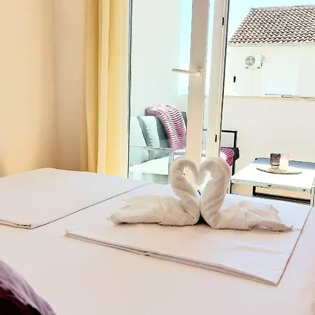 Apartment Businci